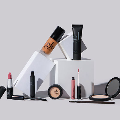 Get to Know Our 5 Star Makeup Favorites